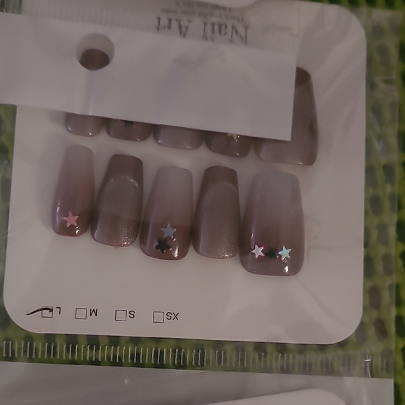 Colorful Press-On Nails Set - Picture 7 of 11